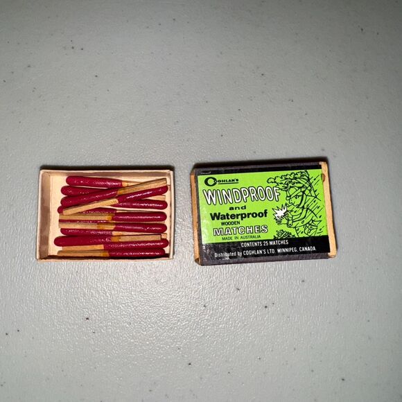 Vintage Matches Coghlans Windproof Wateproof Wooden Safety 25 Pack Collectible - Picture 3 of 6